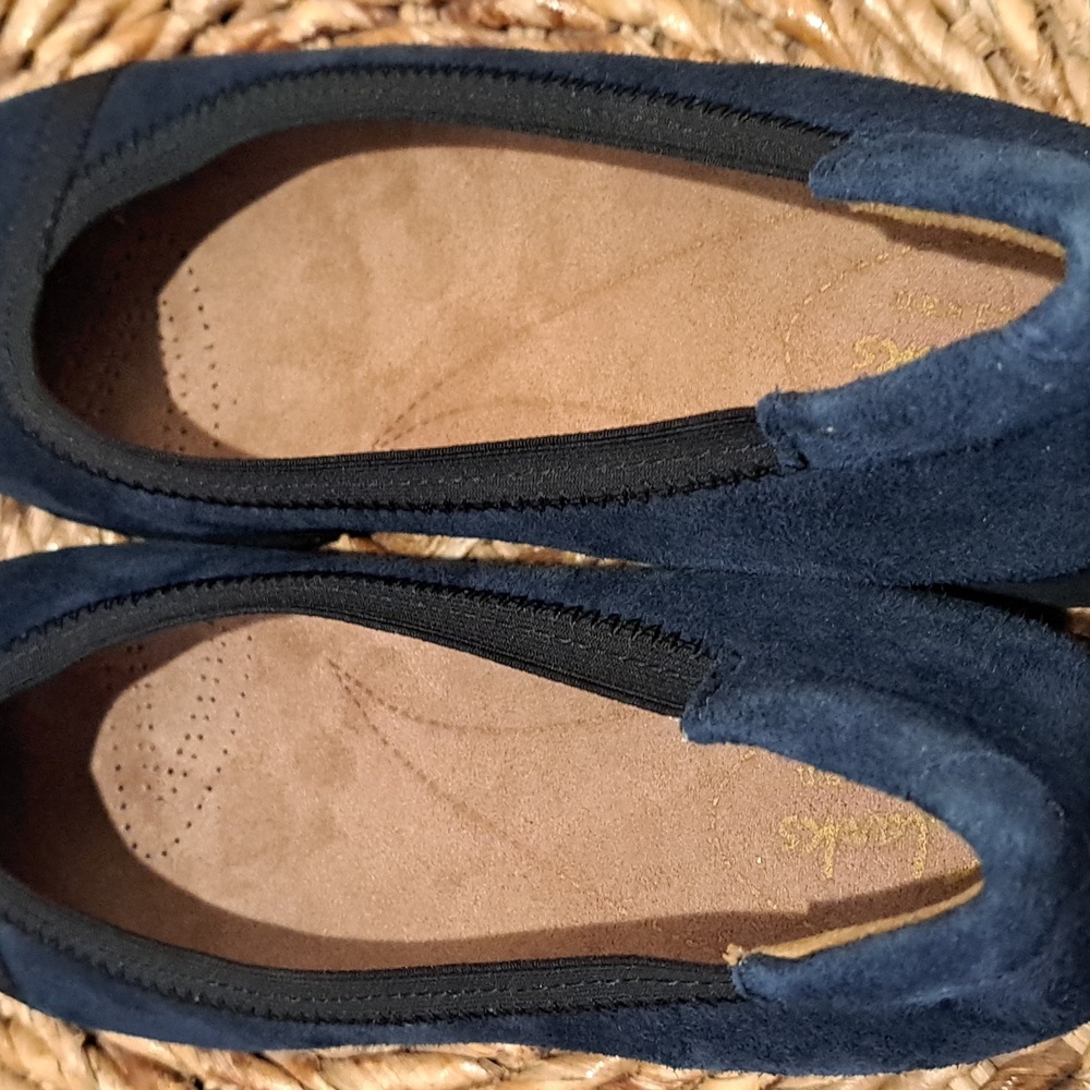 NWT Clarks Womens Artisan Blue Suede Ballet 1.25" Wedge Flats Elastic Trim S-7.5 - Picture 8 of 9